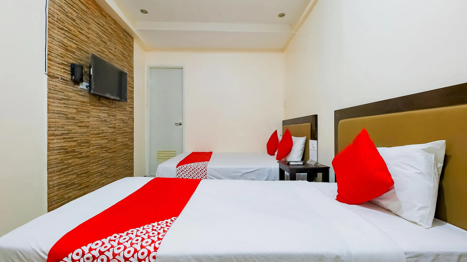 Hotel Oyo 431 Apollo 11 Apartelle Pasay