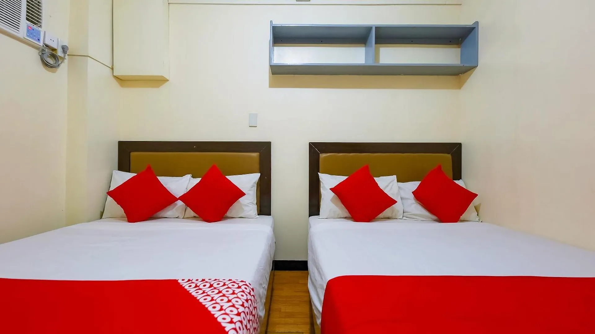 Oyo 431 Apollo 11 Apartelle Pasay