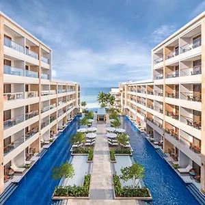 https://resort-henann-premier-coast.hotelspanglao.com