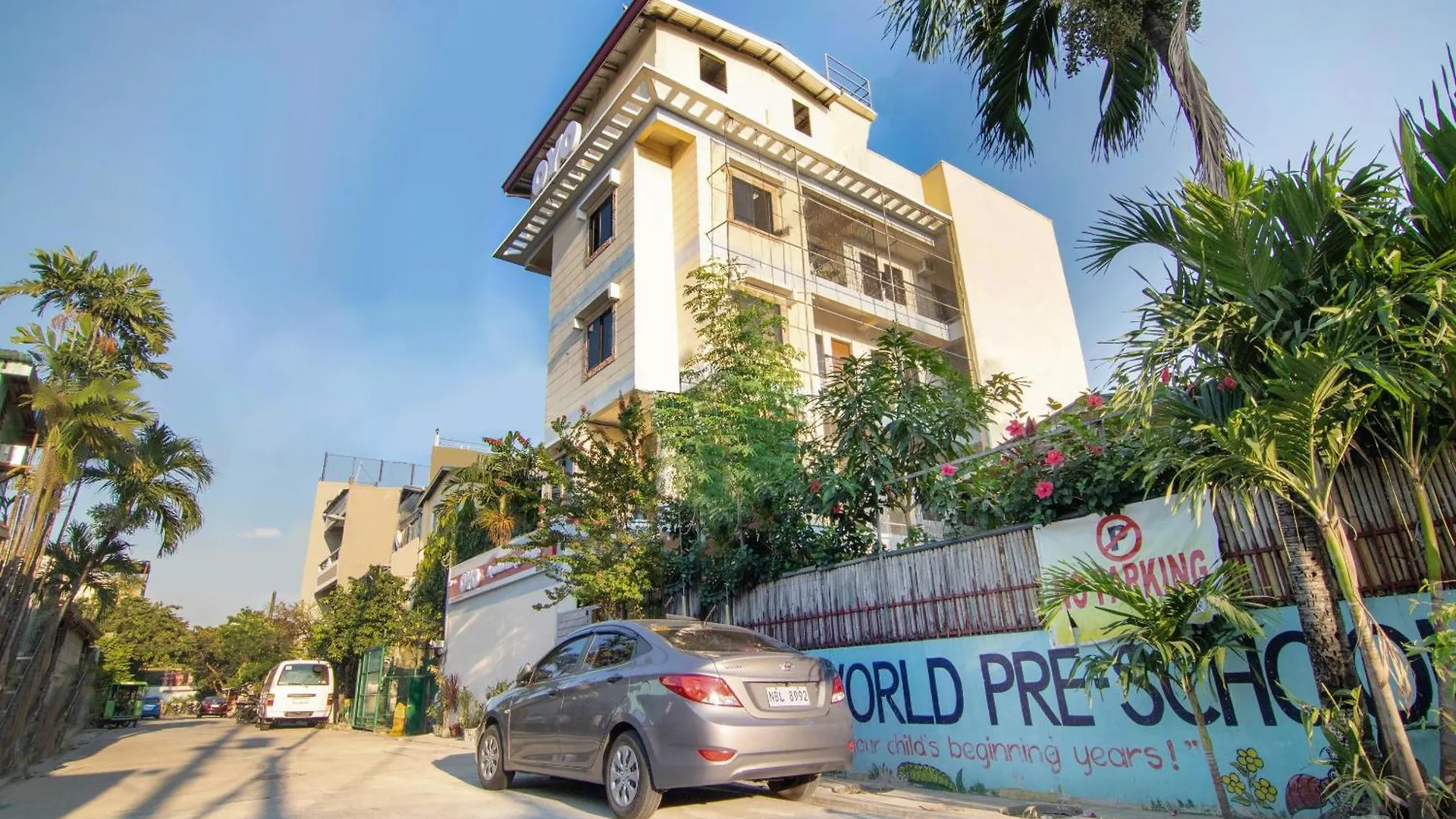 Oyo 431 Apollo 11 Apartelle Pasay Philippines