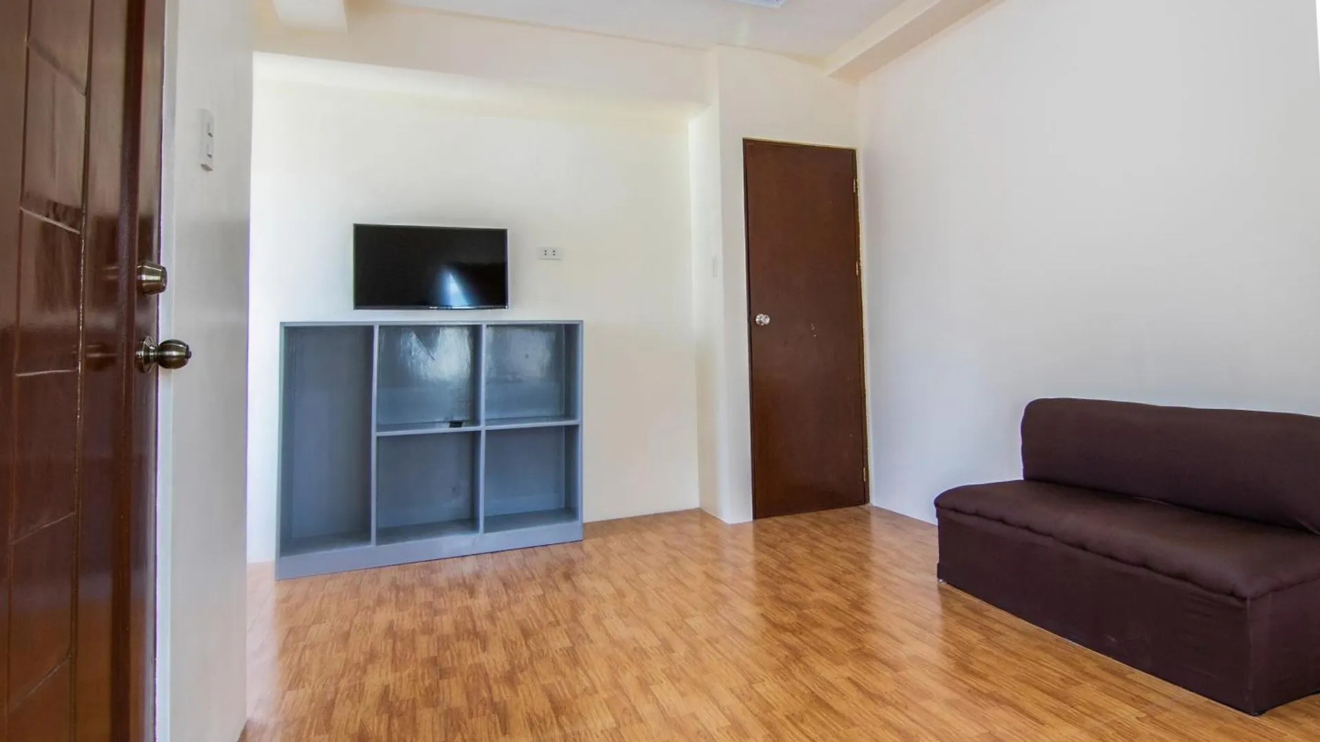 Oyo 431 Apollo 11 Apartelle Pasay Hotel