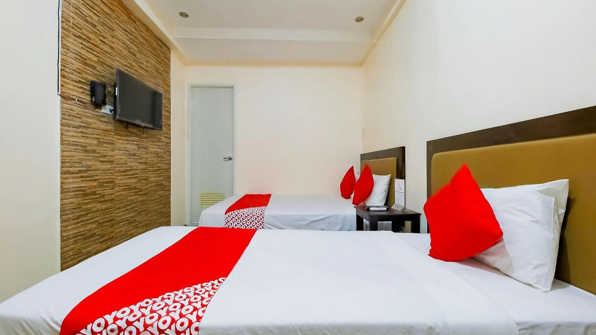 Hotel Oyo 431 Apollo 11 Apartelle Pasay