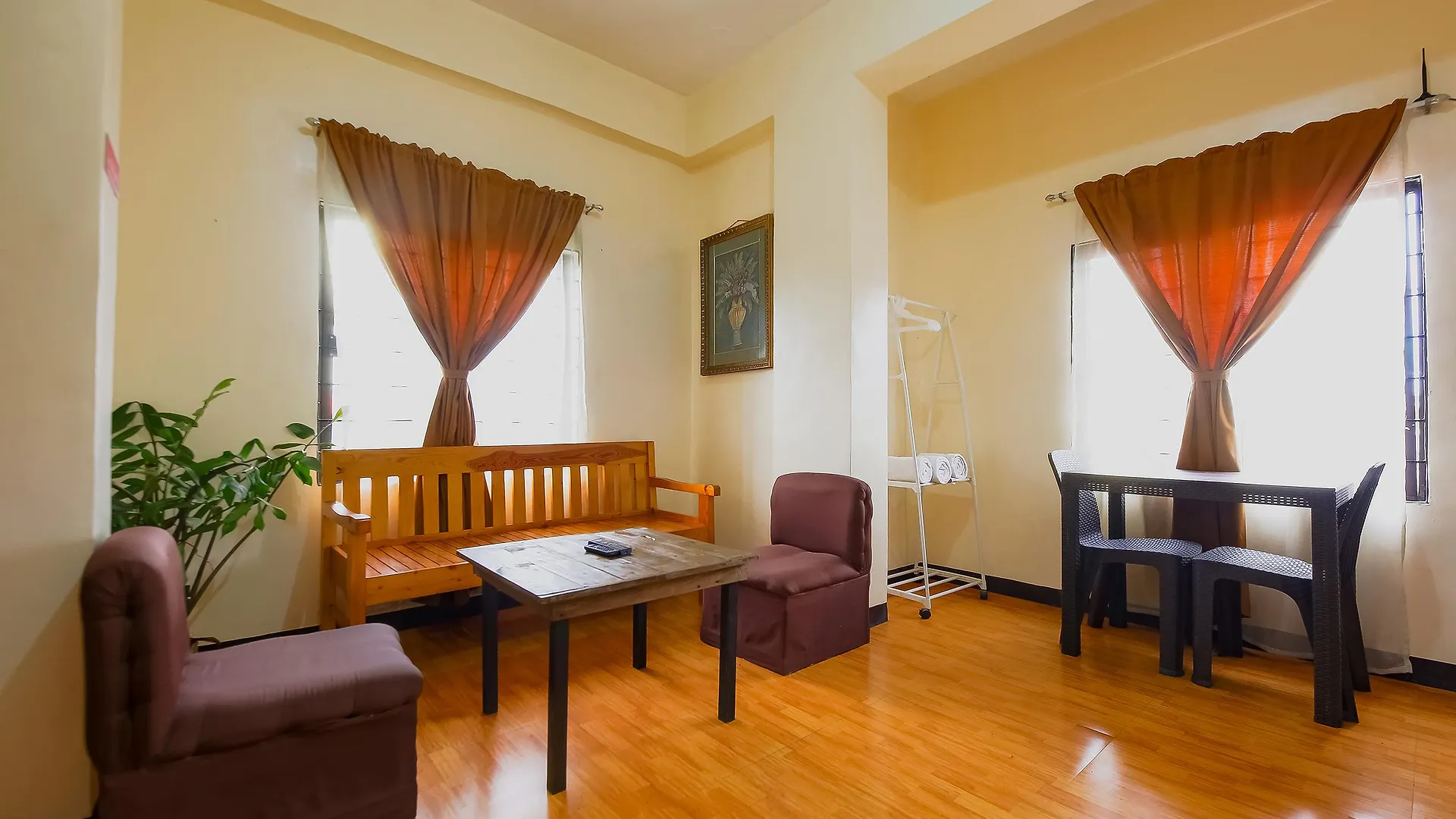 Oyo 431 Apollo 11 Apartelle Pasay 3*,