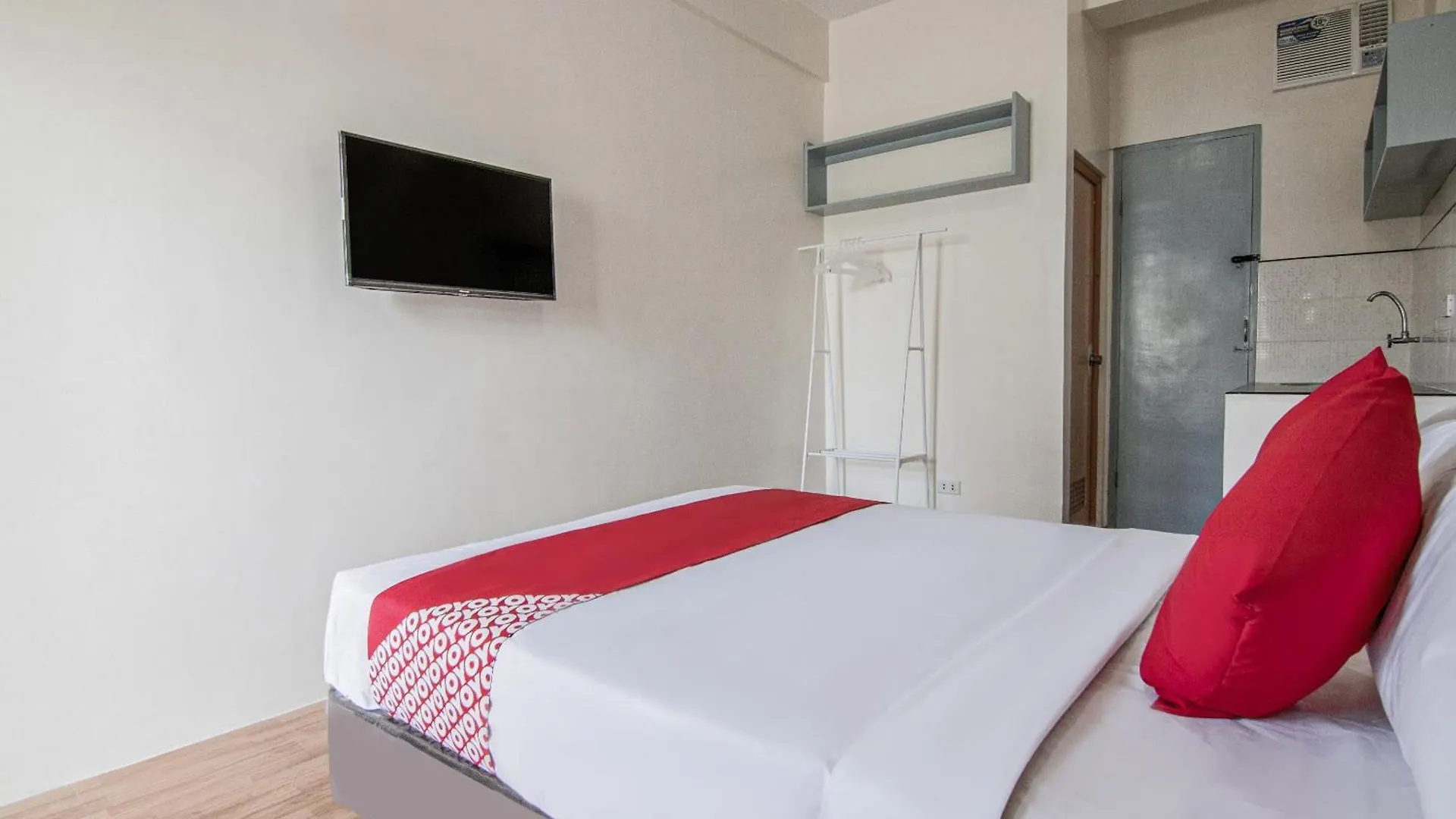 Oyo 431 Apollo 11 Apartelle Pasay Hotel