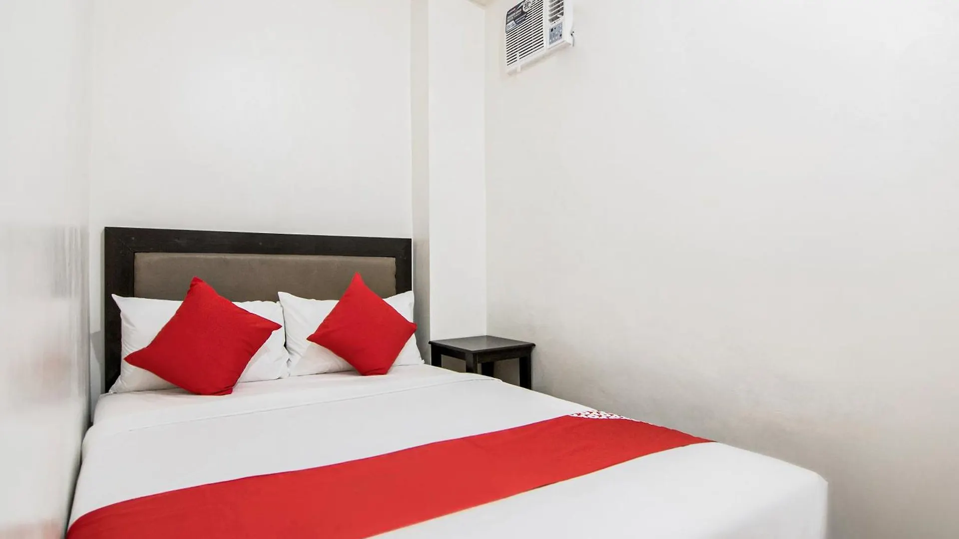Hotel Oyo 431 Apollo 11 Apartelle Pasay
