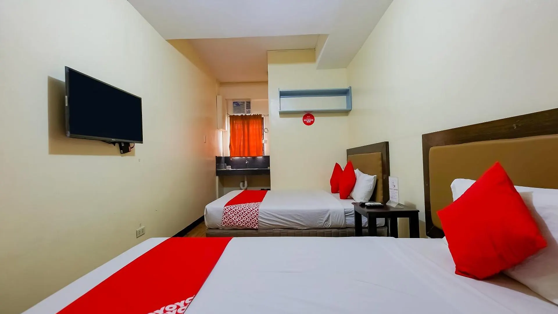 *** Hotel Oyo 431 Apollo 11 Apartelle Pasay Philippines