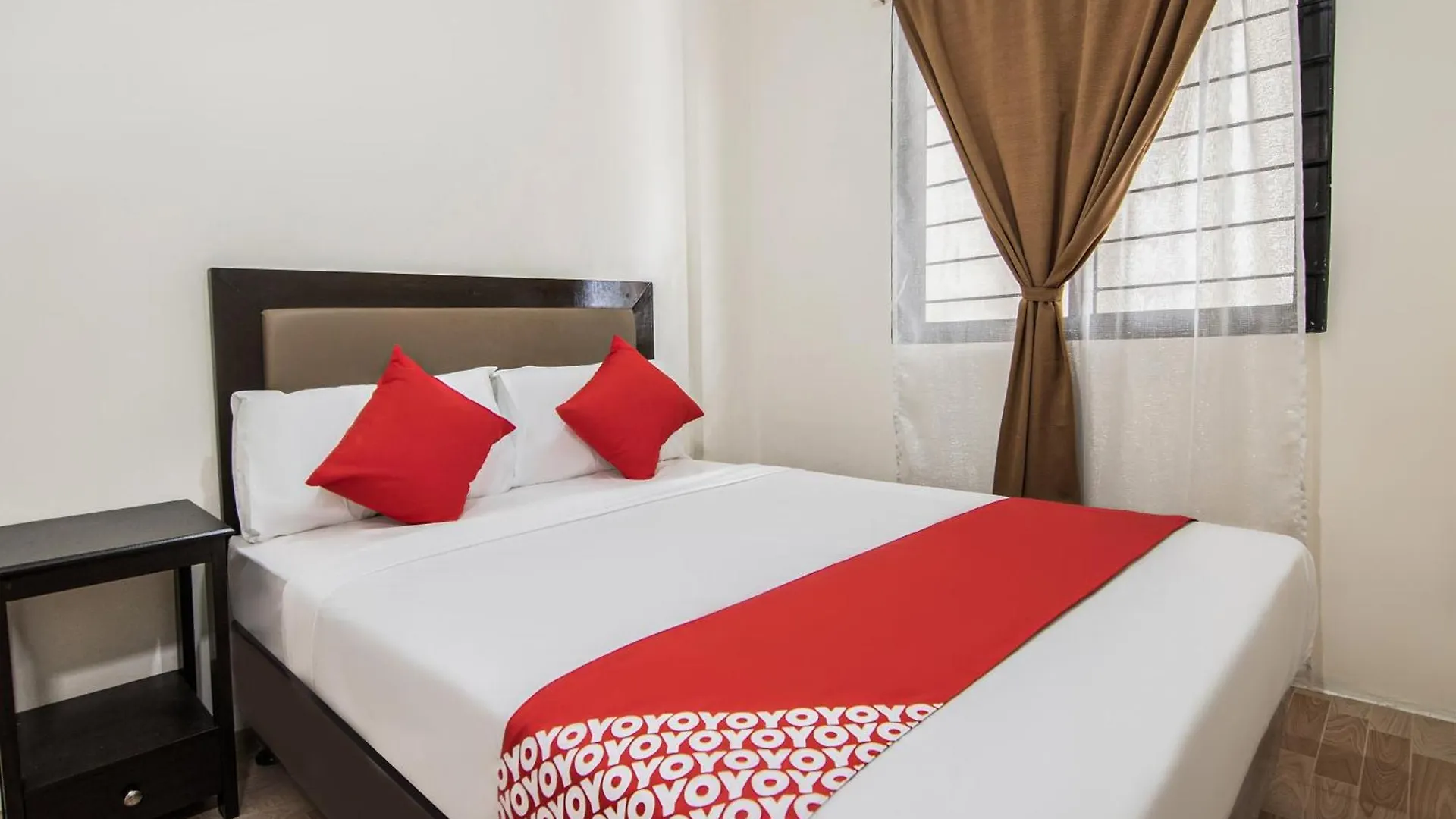 Oyo 431 Apollo 11 Apartelle Pasay Hotel